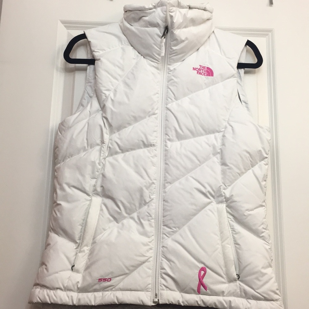 The North Face 550 White & Pink Puffer Vest - Picture 1 of 10